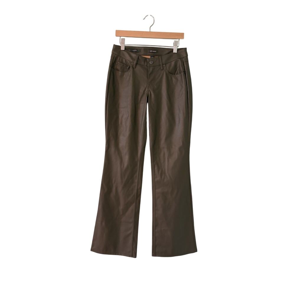 Wild Fable Size 0 Green Faux Leather Low Rise Flare Leg Pants With Lining 26x30